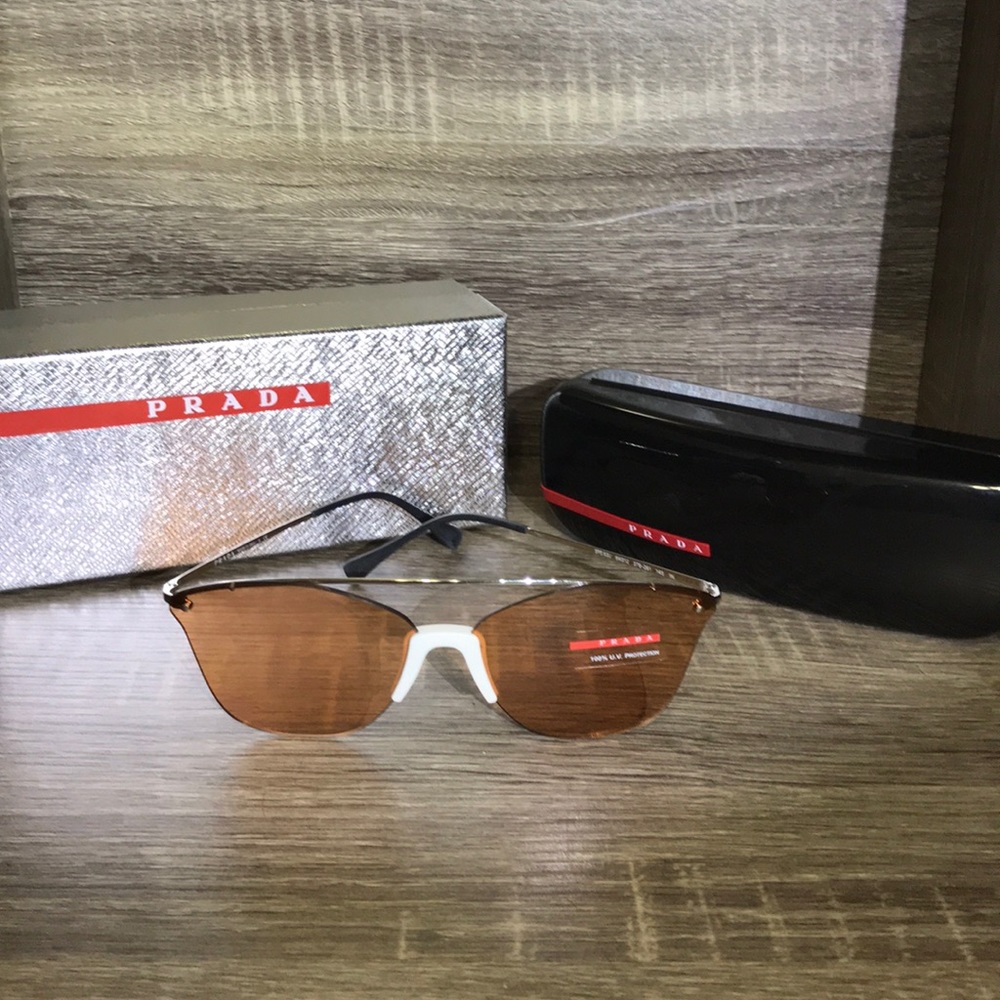 Trendy Prada sunglasses